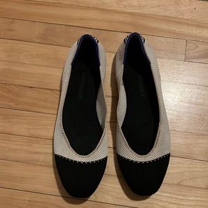 Rothy’s “ the square” in tuxedo